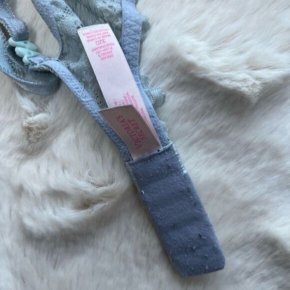 Victoria’s Secret Dream Angels Push Up Rhinestone Bra Light Gray size 32D - Picture 8 of 9